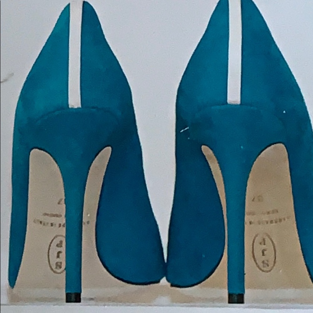 Meet your Posher, Kittrena